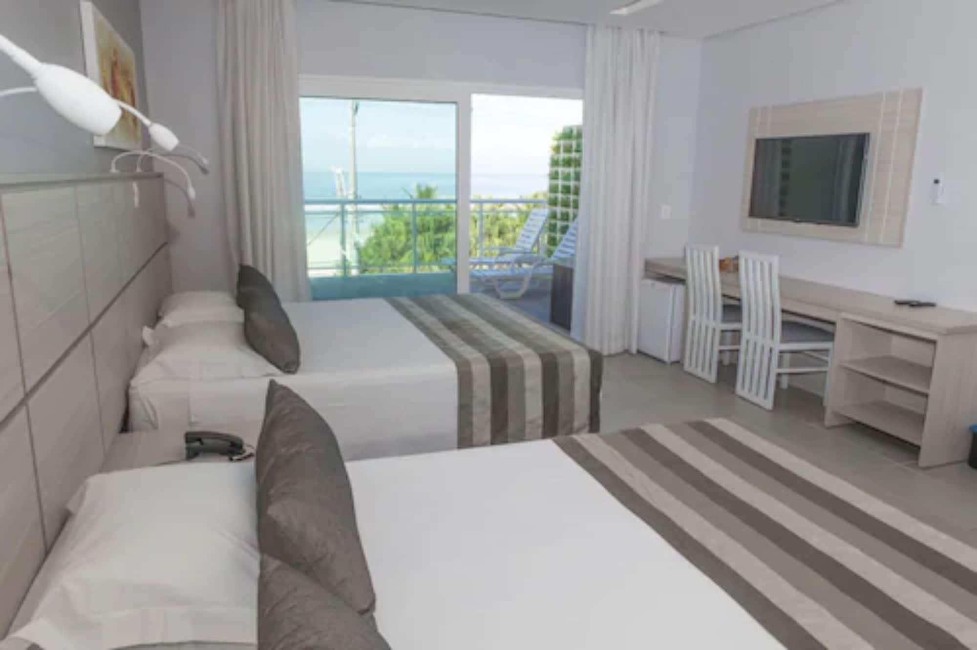 Hotel Vicino Al Mare Гуаружа Экстерьер фото